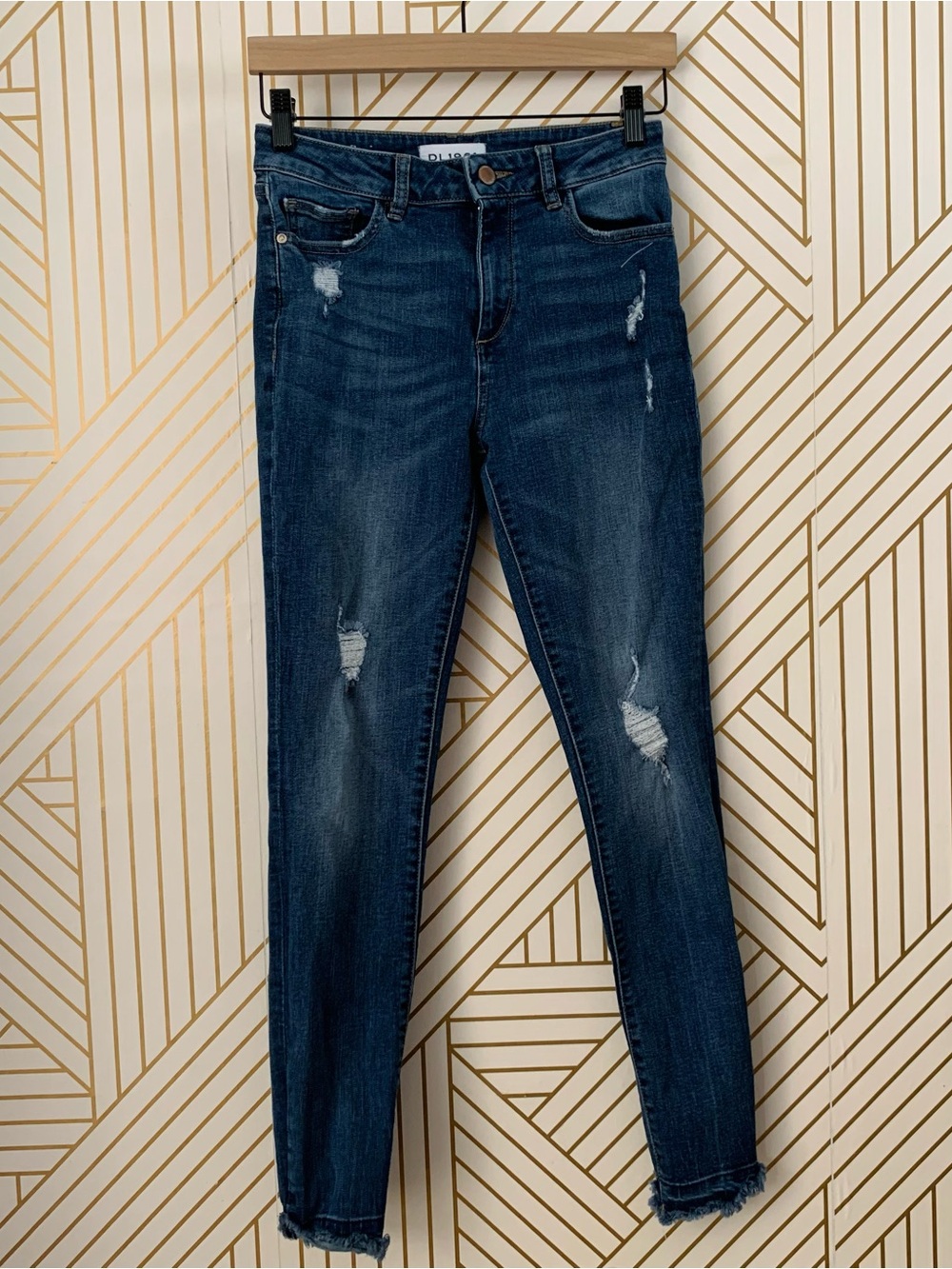 DL1961 Farrow high rise Instaslim Crater Lake distressed skinny Ankle Jeans 25